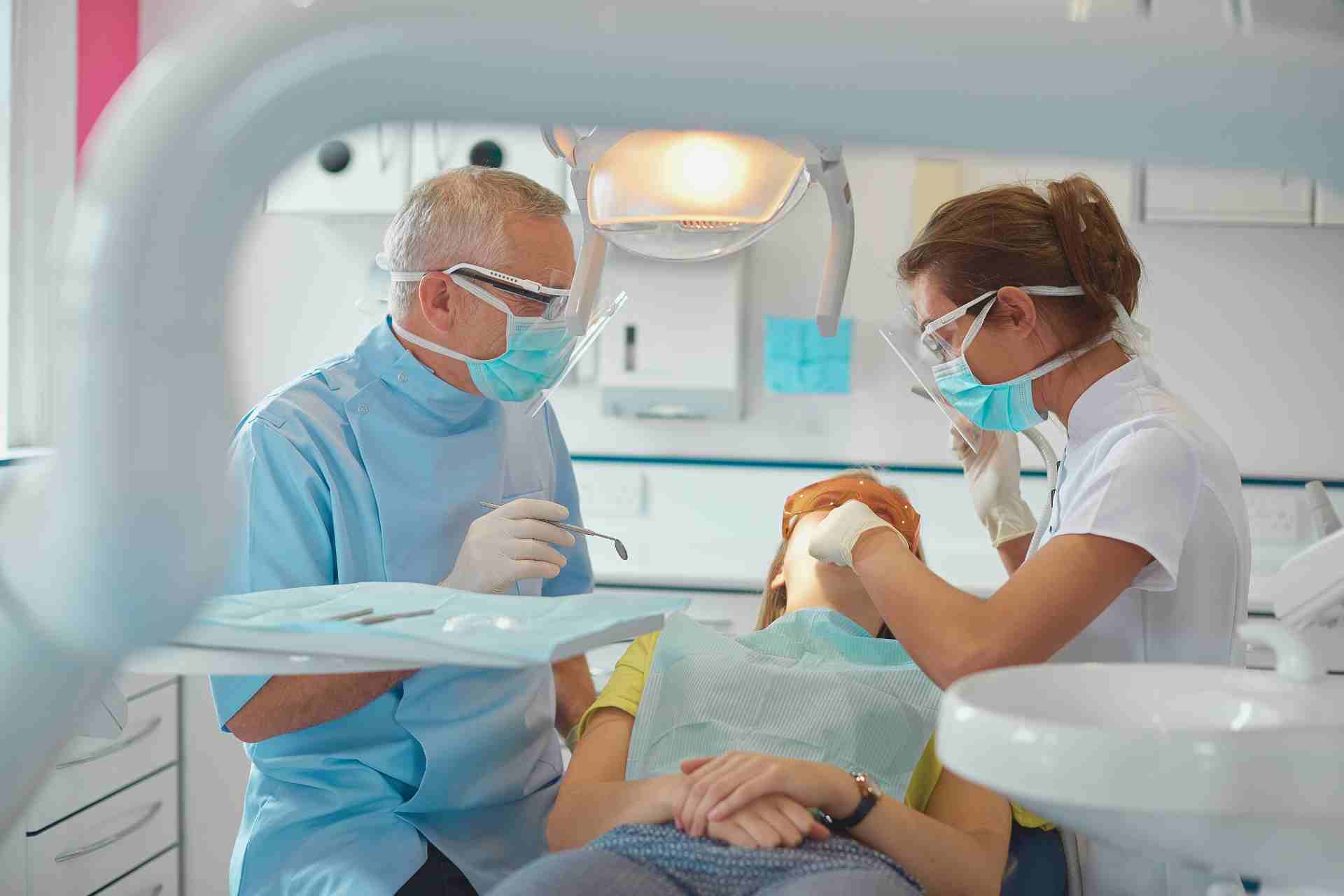 Dentist in Londonderry, OH